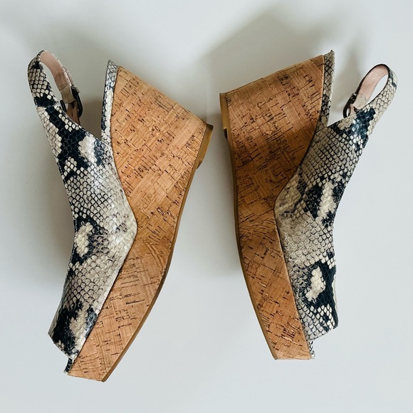 Stuart Weitzman Slingbacks Sz 9.5 - Picture 8 of 12